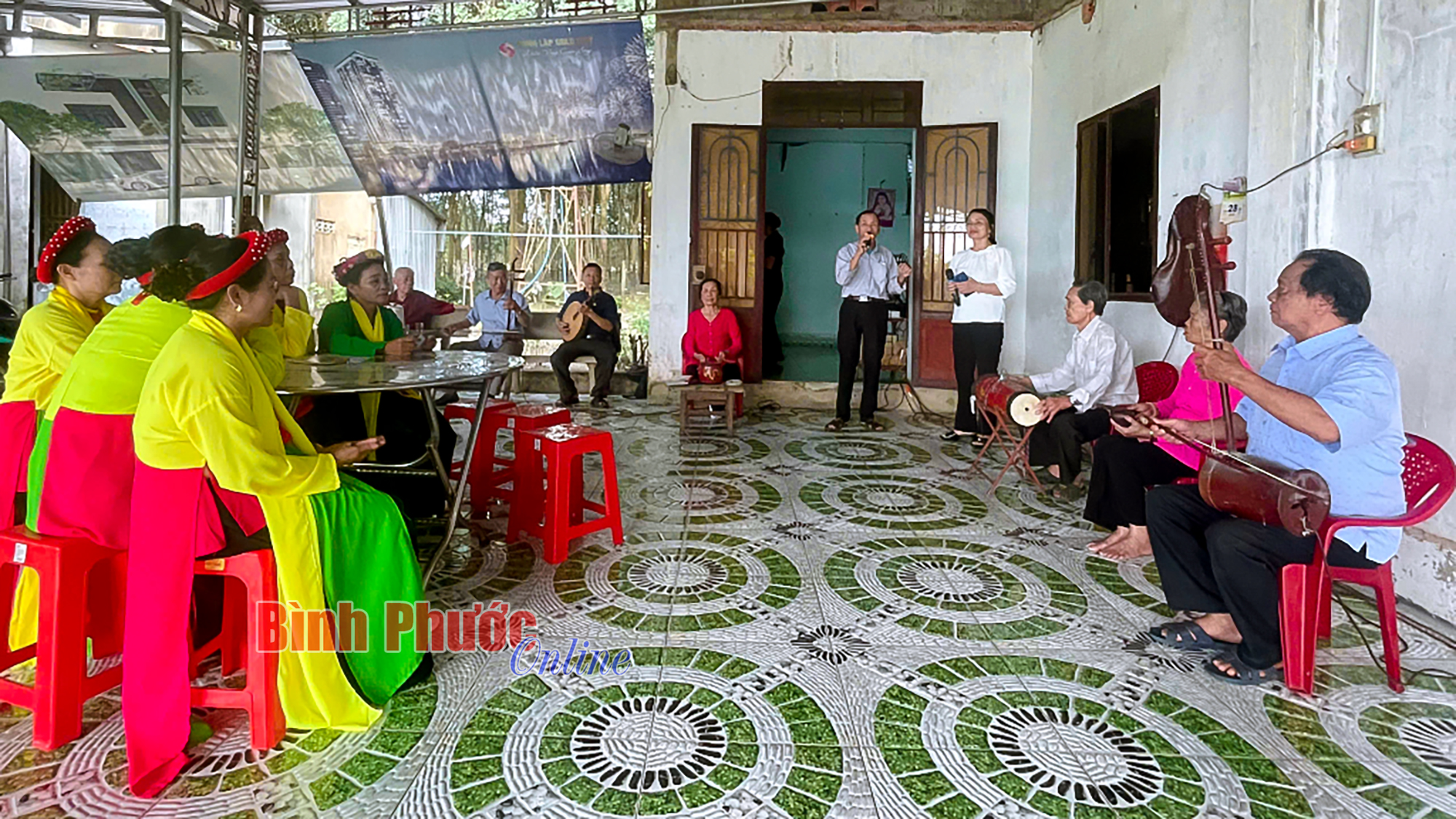 Gìn giữ điệu chèo quê hương