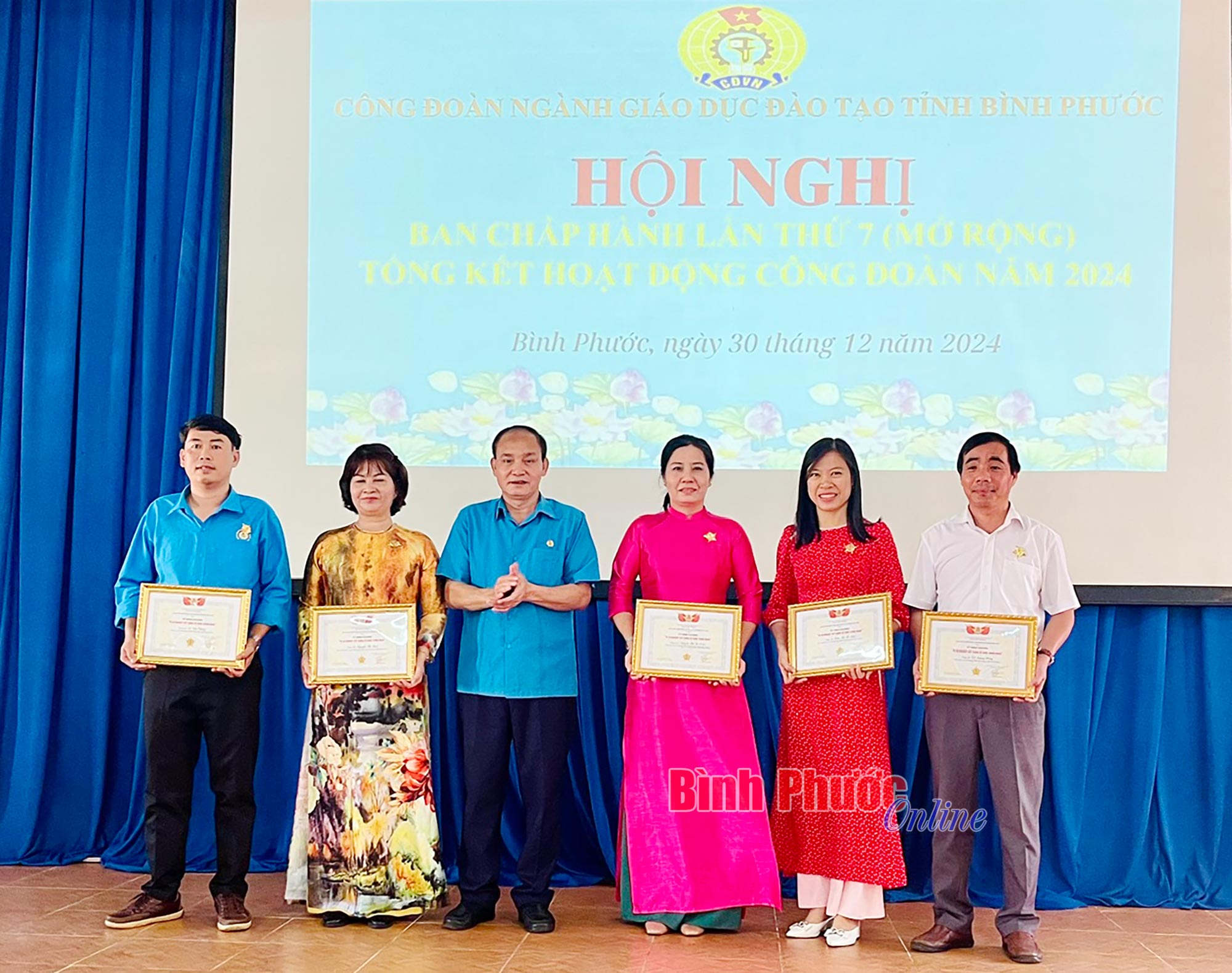 Hơn 2.400 lượt đoàn viên, người lao động được chăm lo 
