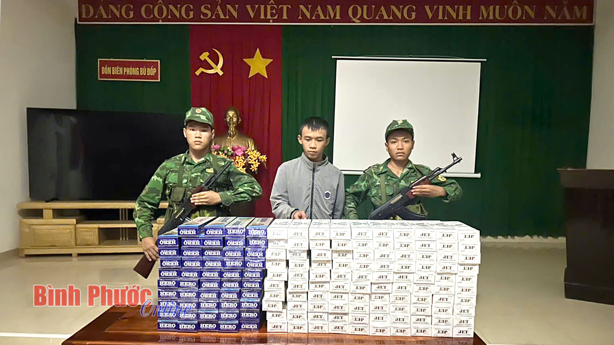 Một ngày bắt 2 vụ vận chuyển hàng lậu