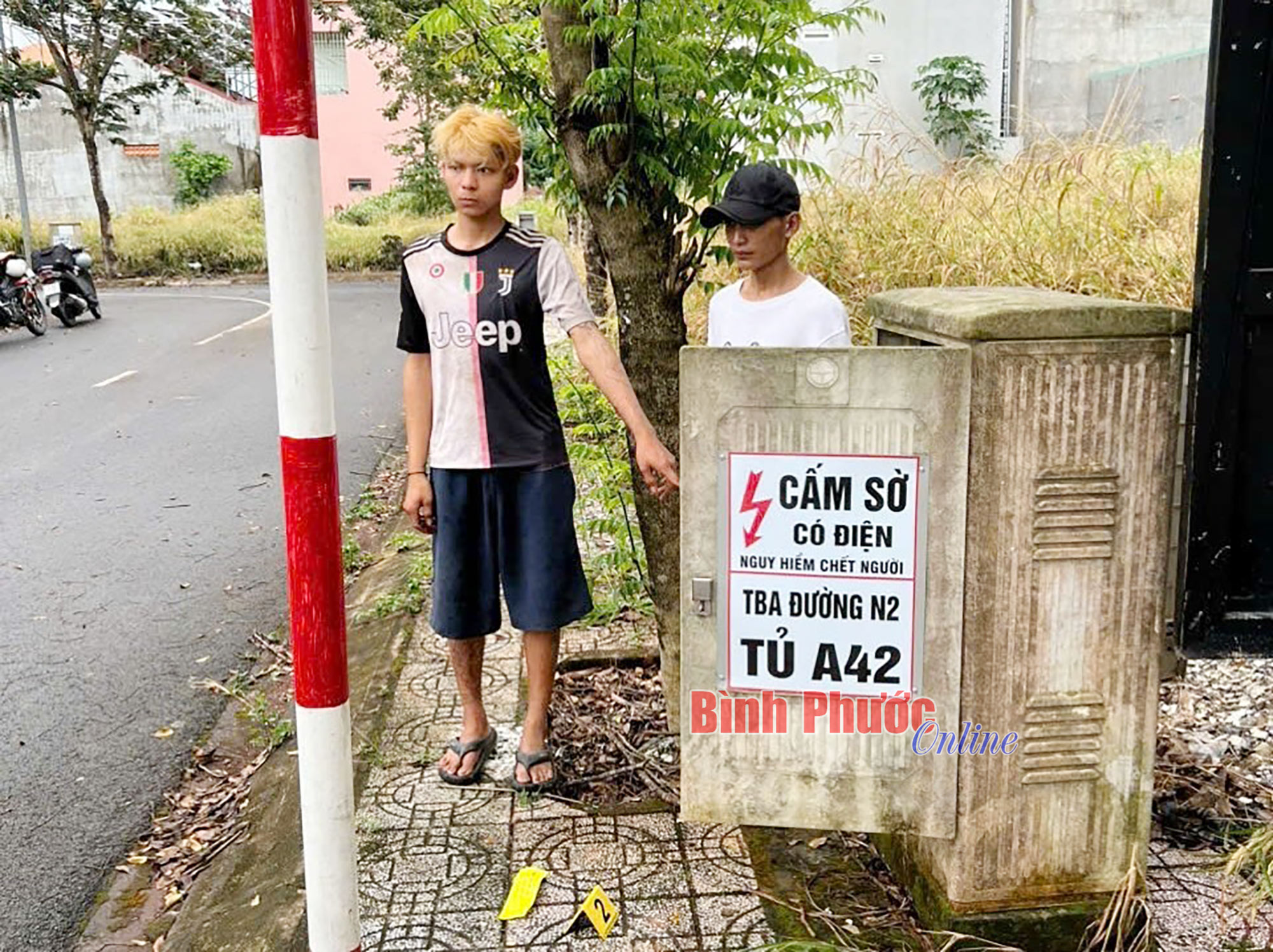 Phước Long: Bắt giữ nhóm đối tượng trộm dây cáp điện
