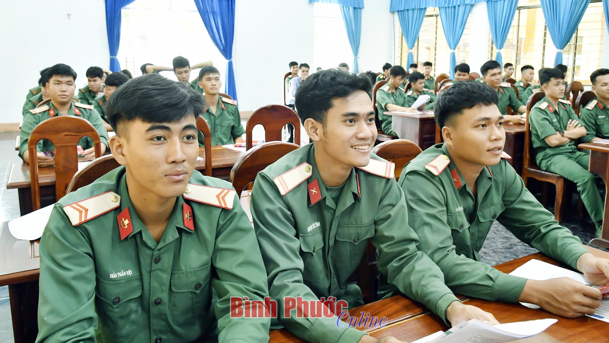 Tạo nguồn nhân lực chất lượng cao từ bộ đội xuất ngũ