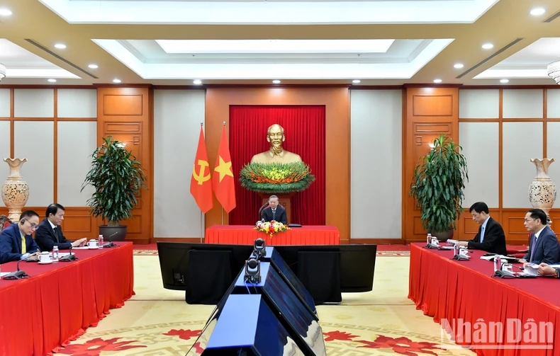 Tiếp tục gìn giữ, vun đắp và tăng cường quan hệ hữu nghị vĩ đại, đoàn kết đặc biệt, hợp tác toàn diện Việt Nam - Lào