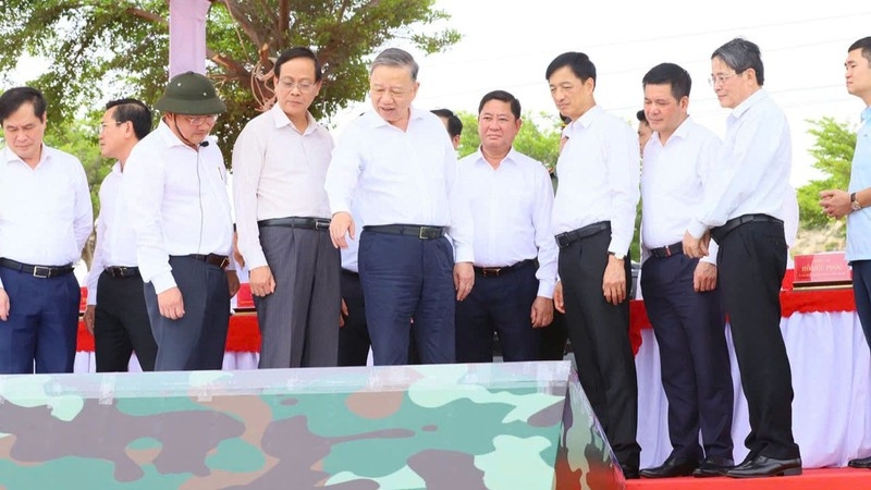 Tổng Bí thư Tô Lâm thăm, kiểm tra một số cơ sở kinh tế, văn hóa, xã hội của Ninh Thuận