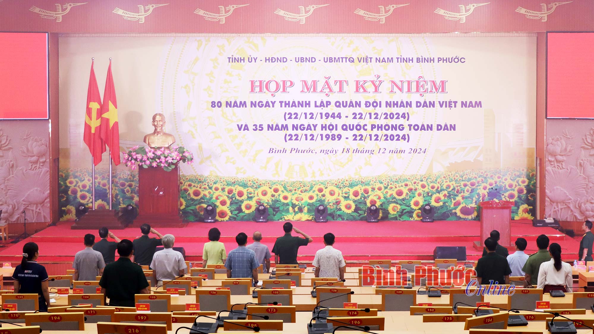 Tổng duyệt chương trình họp mặt kỷ niệm ngày 22-12