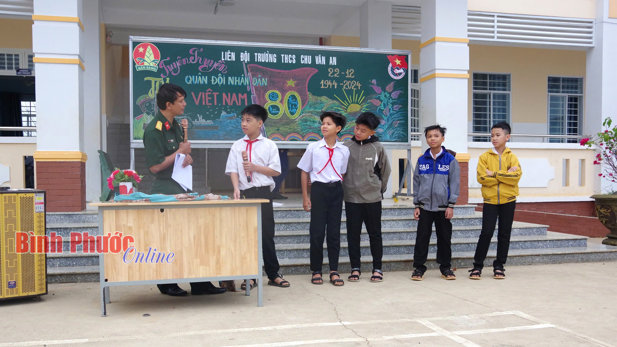Trung đoàn 719 giáo dục truyền thống cho thế hệ trẻ