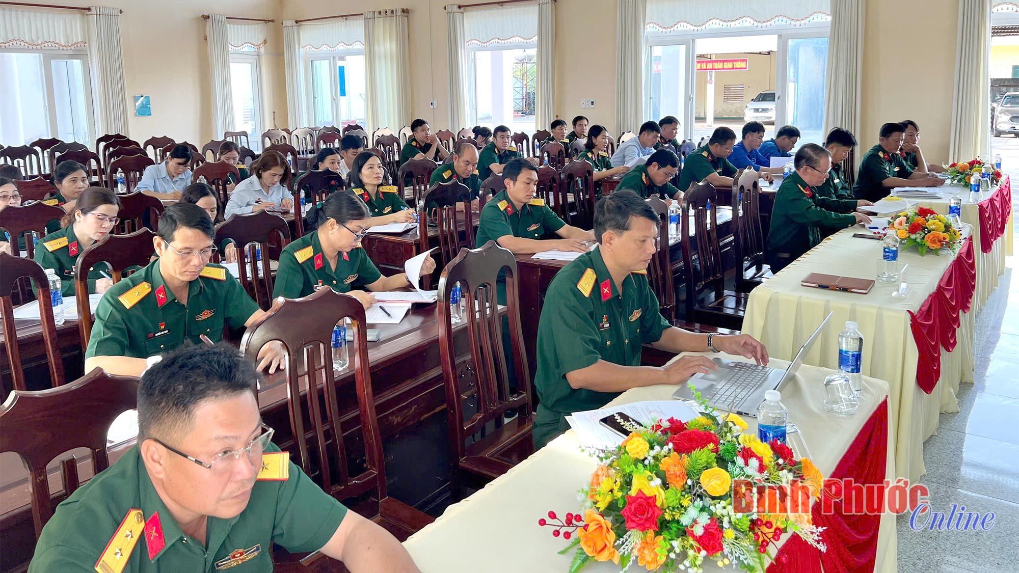 Trung đoàn 719 quán triệt nghị quyết về tổ chức đại hội Đảng các cấp