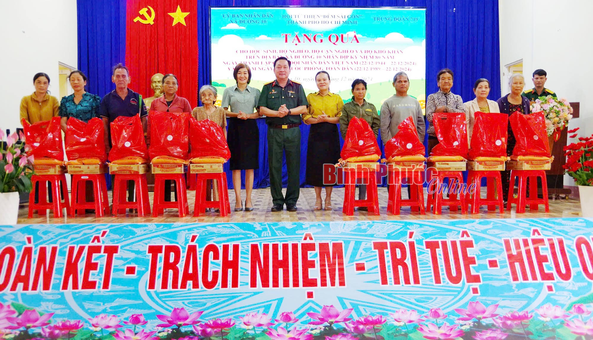 Trung đoàn 719 tổ chức nhiều hoạt động ý nghĩa ngày 22-12