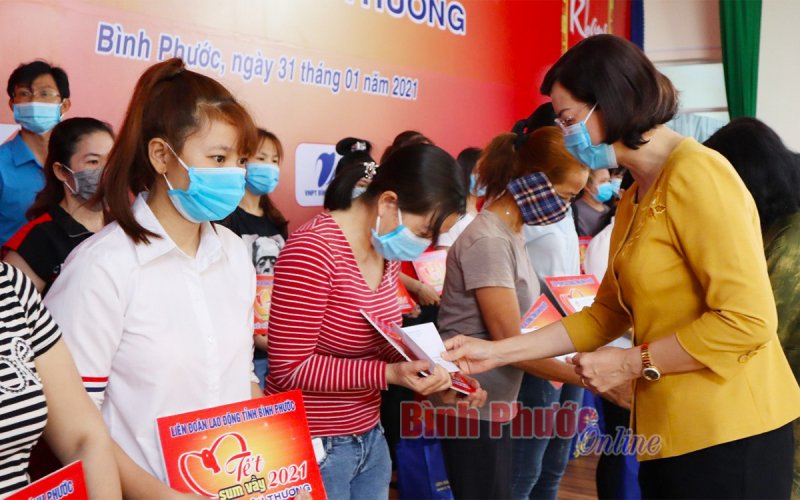 Ấm áp “Tết sum vầy 2021 - Kết nối yêu thương”