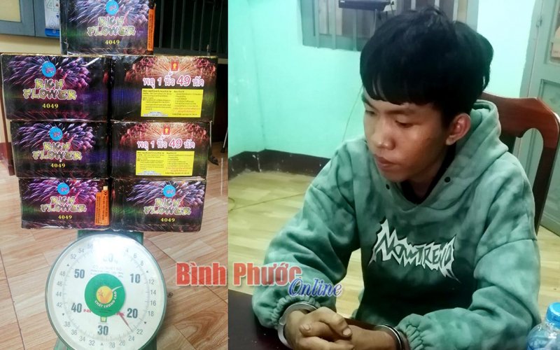 Bắt quả tang đối tượng vận chuyển 23 kg pháo 