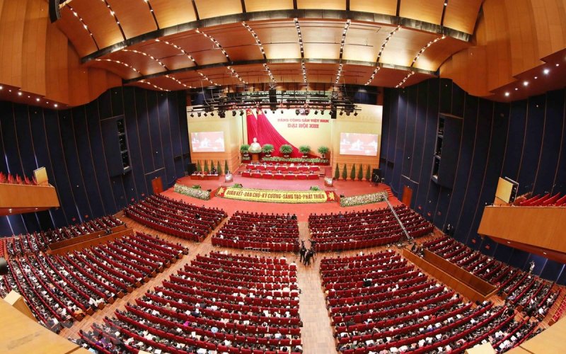 Biểu quyết thông qua số lượng Ủy viên BCH Trung ương Đảng khóa XIII