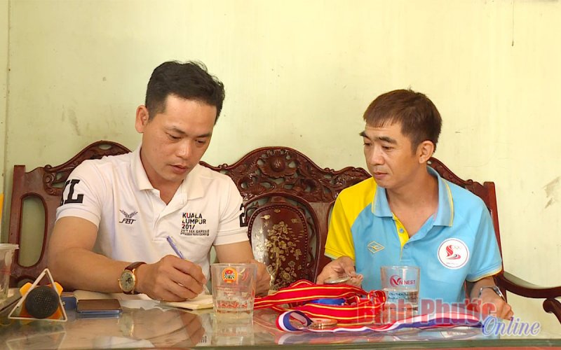 Cảm phục chàng trai khuyết tật với niềm đam mê thể thao mãnh liệt