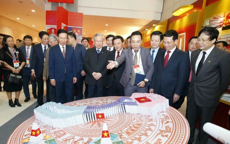 Chính thức khai trương Trung tâm Báo chí phục vụ Đại hội XIII của Đảng