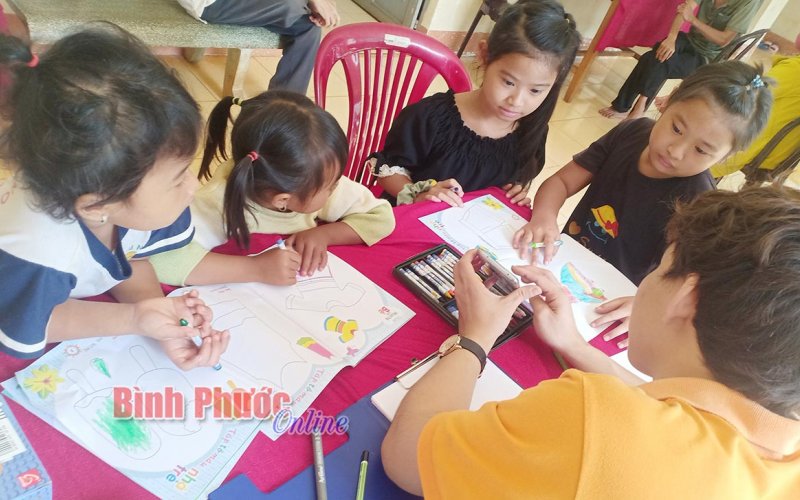 Góp sức giảm thiểu tỷ lệ khuyết tật ở trẻ