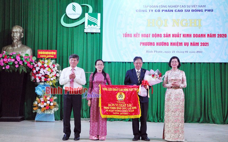 Lãnh đạo tỉnh luôn tạo điều kiện thuận lợi để các công ty cao su hoàn thành nhiệm vụ đề ra