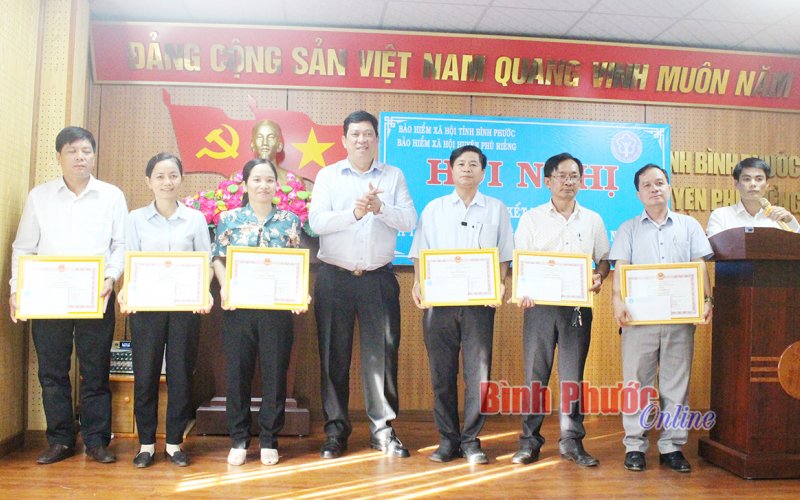 Năm 2021, Phú Riềng phấn đấu 91% người dân trên địa bàn tham gia BHYT