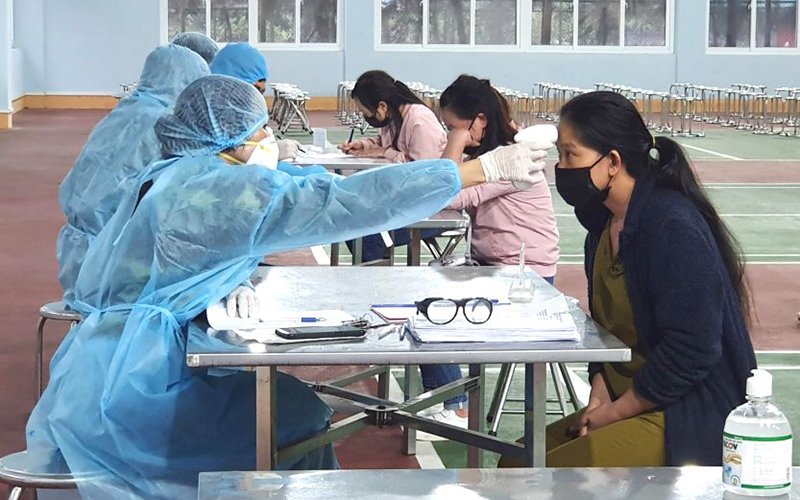 Nhiều ca dương tính trong cộng đồng, Thủ tướng chỉ thị cấp bách phòng chống dịch