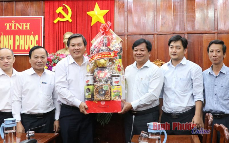 Tổng công ty Điện lực miền Nam thăm và làm việc tại Bình Phước