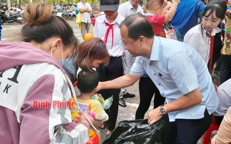 Vì sự phát triển toàn diện của trẻ em 