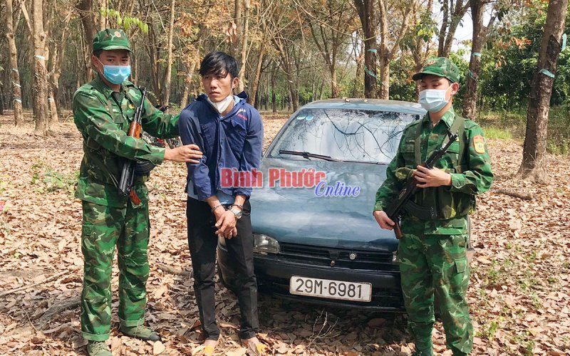 Bắt quả tang đối tượng tàng trữ trái phép gần 0,5kg ma túy