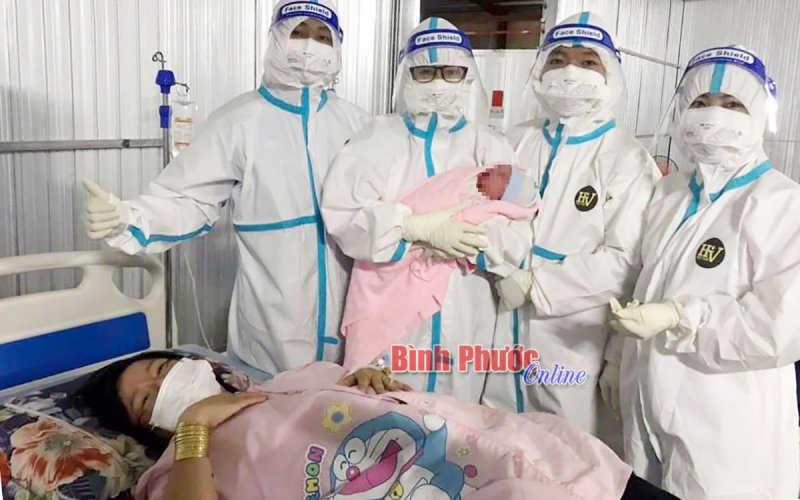 Điều kỳ diệu nơi bệnh viện dã chiến 