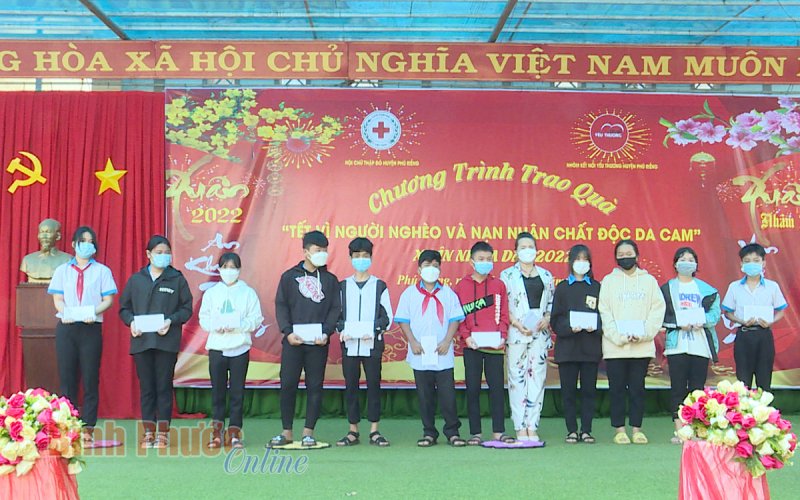 “Gian hàng 0 đồng” vì người nghèo và nạn nhân da cam