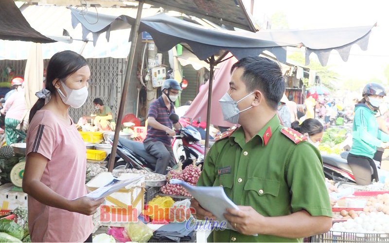 Ra quân tuyên truyền phòng chống tội phạm, phòng chống cháy nổ