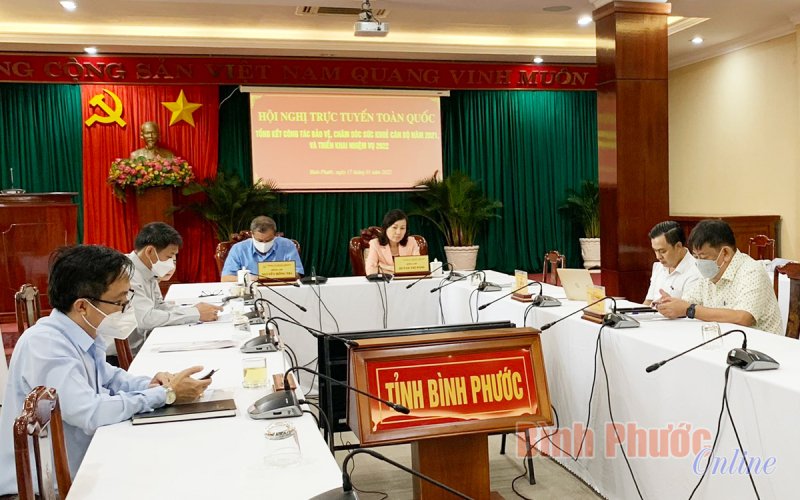 Chăm sóc tốt hơn sức khỏe cán bộ và nhân dân