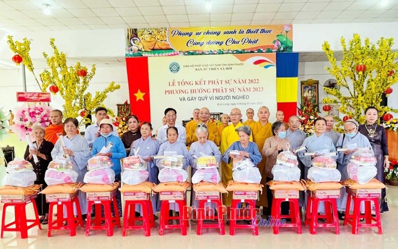 Bình Phước: Năm 2022, các tăng, ni, phật tử vận động hơn 48 tỷ đồng hoạt động từ thiện