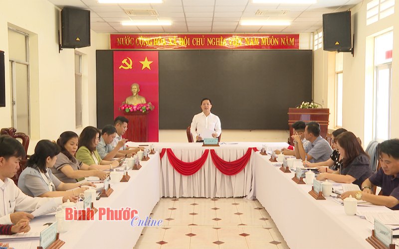 Ban Văn hóa - Xã hội xem xét các nội dung trình kỳ họp chuyên đề HĐND tỉnh