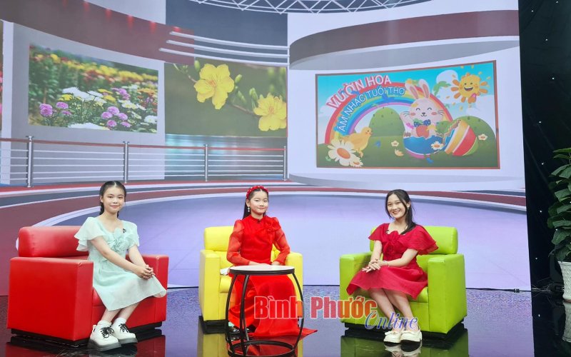 Đ&oacute;a hoa m&ugrave;a xu&acirc;n