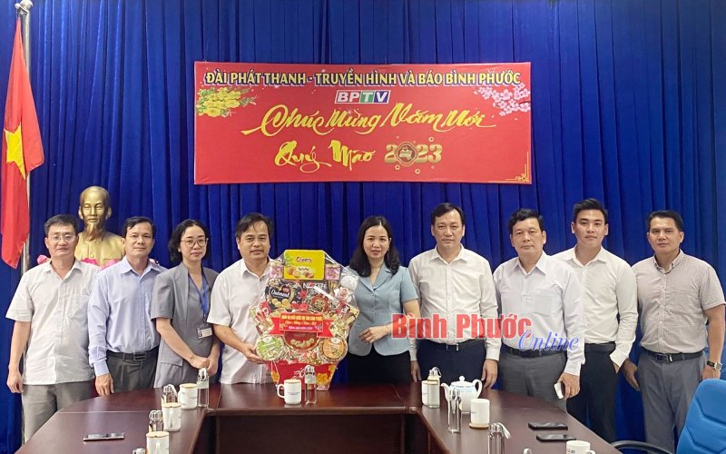 Đoàn đại biểu Quốc hội tỉnh chúc tết UBMTTQVN tỉnh và BPTV