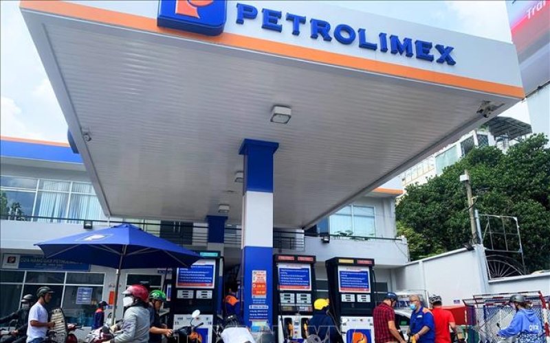 Doanh nghiệp có thể tự định giá xăng dầu, đưa giá dần về thị trường