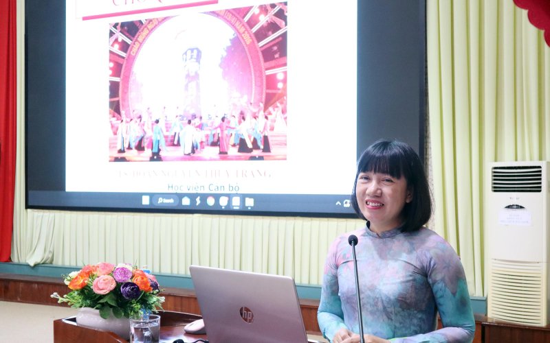 Đồng Xoài nói chuyện chuyên đề "Văn hóa soi đường cho quốc dân đi!"