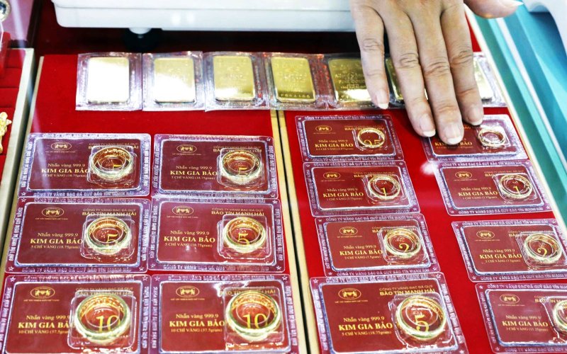 Giá vàng có thể tiếp tục đi ngang hoặc tăng