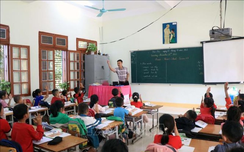 Kiến nghị ban hành chính sách đặc thù với Chương trình giáo dục phổ thông mới