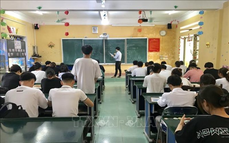 Kỳ vọng hiện thực hóa các chế độ, chính sách mới dành cho giáo viên