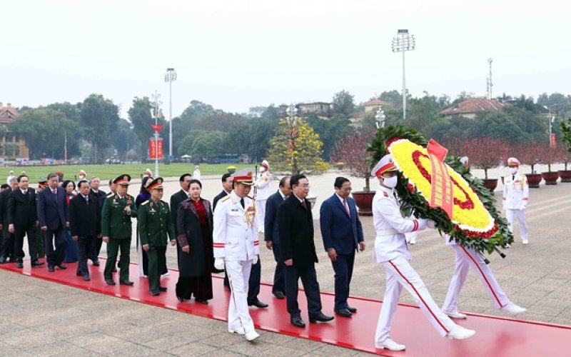 Lãnh đạo Đảng, Nhà nước vào Lăng viếng Chủ tịch Hồ Chí Minh