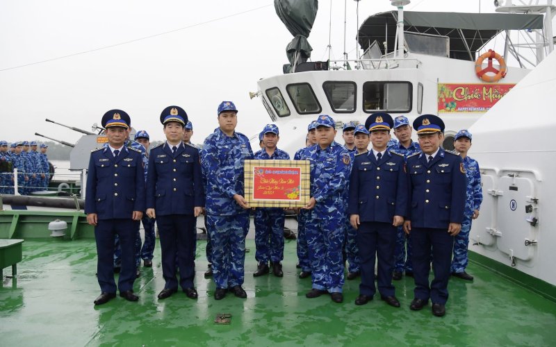 Lực lượng Cảnh sát biển sẵn sàng chiến đấu và trực Tết Nguyên đán Quý Mão