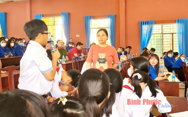Nâng cao ý thức thượng tôn pháp luật trong thế hệ trẻ