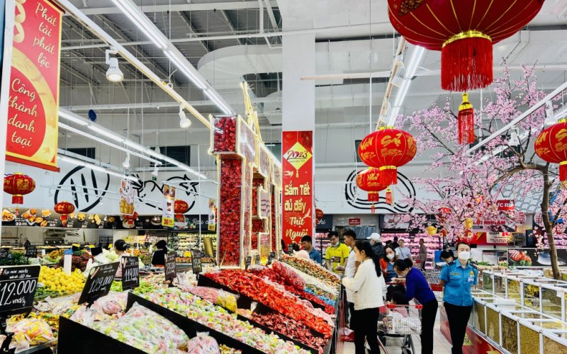 Thúc đẩy phát triển công nghiệp, thương mại