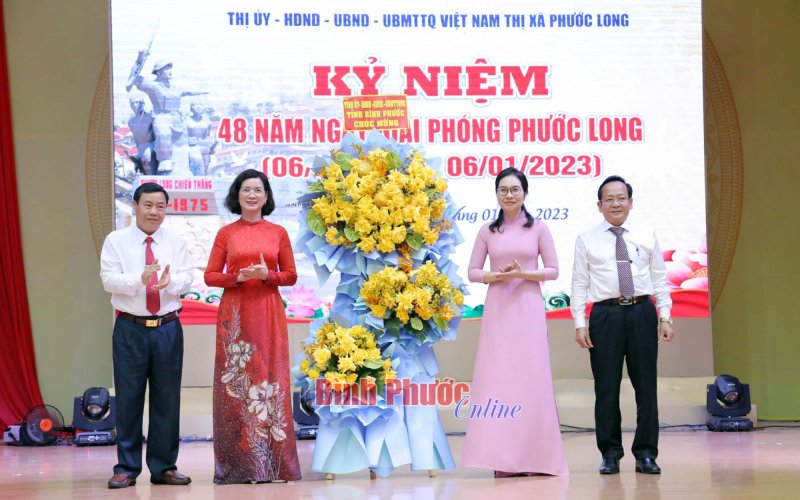 Trang trọng lễ kỷ niệm 48 năm Ngày giải phóng Phước Long