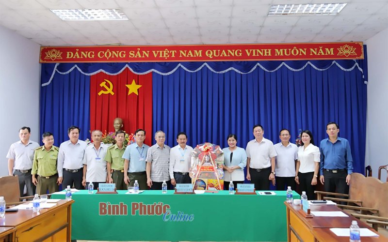 Triển khai đồng bộ các giải pháp xây dựng Bù Đăng giàu mạnh