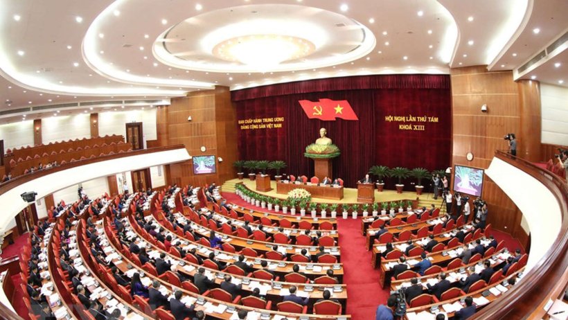 Ban Chấp hành Trung ương Đảng xem xét, quyết định về công tác cán bộ