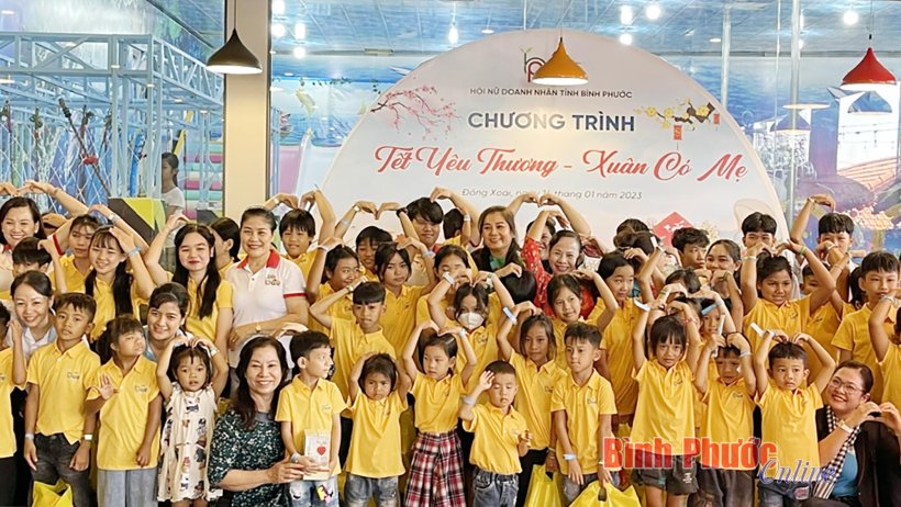 Bình Phước: Hội Nữ doanh nhân tỉnh tổ chức “Tết yêu thương - Xuân có mẹ”