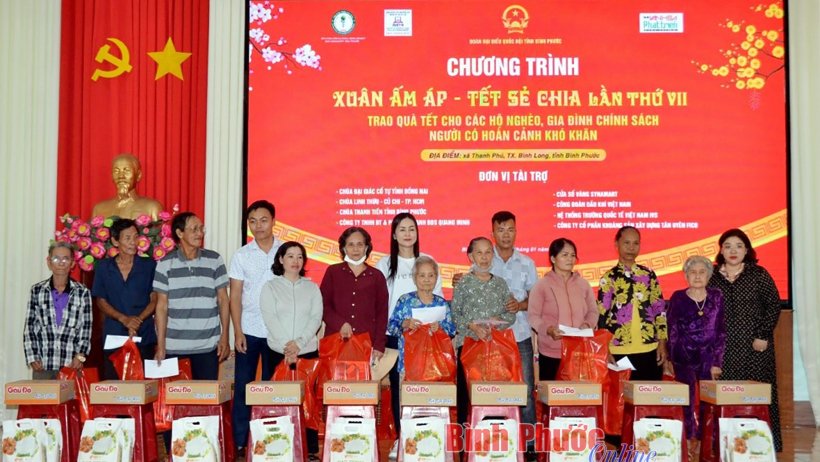 Bình Phước: Thiết thực chương trình “Xuân ấm áp - Tết sẻ chia” 