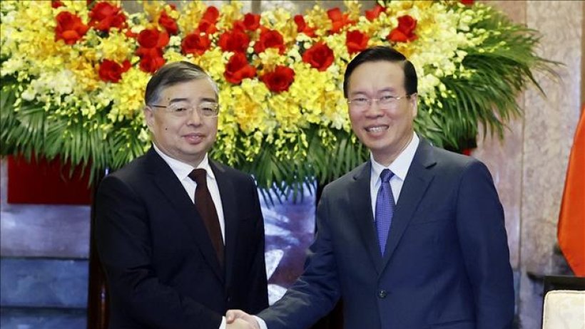 Chủ tịch nước Võ Văn Thưởng tiếp Trưởng Ban Tuyên truyền Trung ương Đảng Cộng sản Trung Quốc