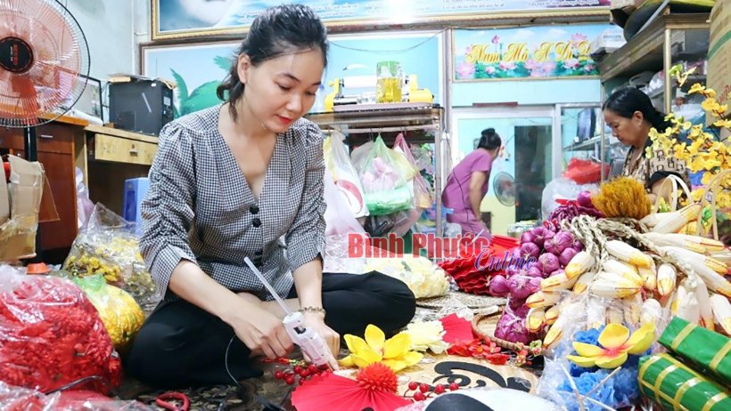 Đồ trang tr&iacute; tết thủ c&ocirc;ng l&ecirc;n ng&ocirc;i