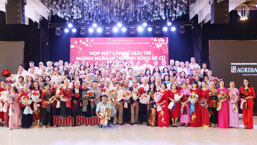 Họp mặt cán bộ hưu trí ngành ngân hàng tỉnh Sông Bé cũ