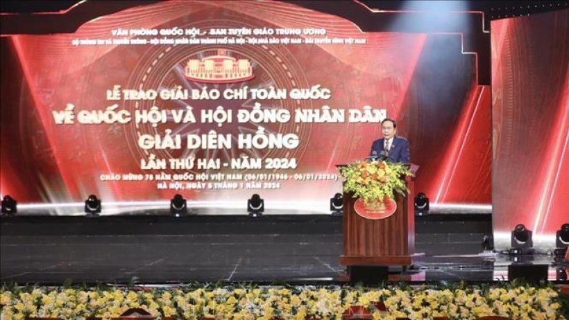 Lễ trao Giải Diên Hồng - Giải báo chí toàn quốc về Quốc hội và Hội đồng nhân dân lần thứ hai