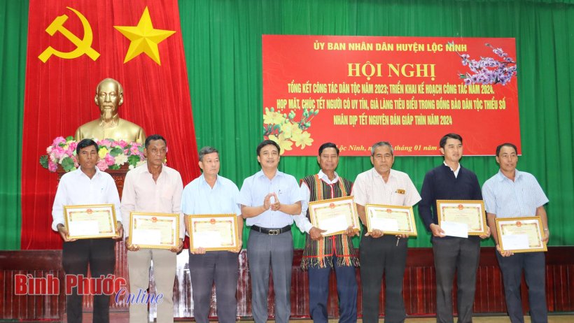 Năm 2023, Lộc Ninh giảm 125 hộ nghèo dân tộc thiểu số